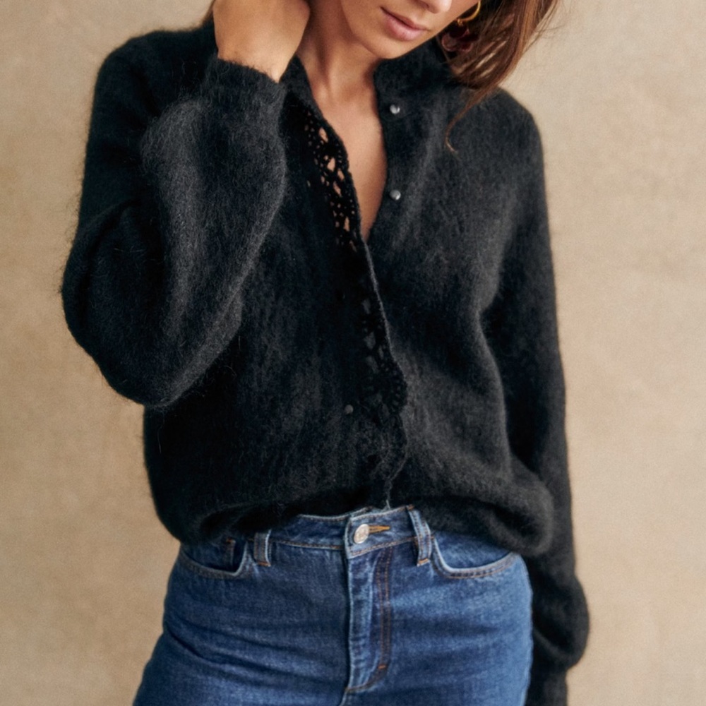 Sézane Angie Cardigan in Black